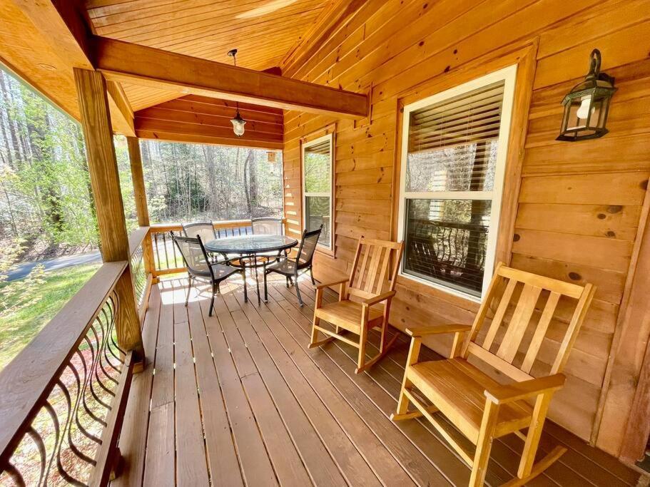 Cabin 2 Bed Close To Helen Hot Tub #15 المظهر الخارجي الصورة